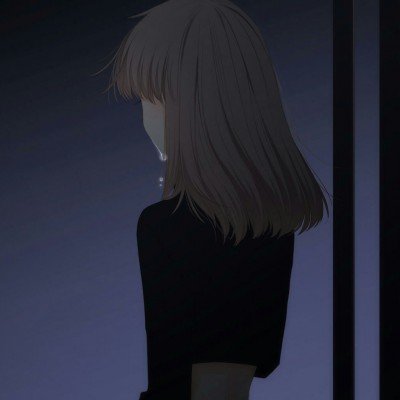男子为赚钱买81万银砖 3个月亏24万